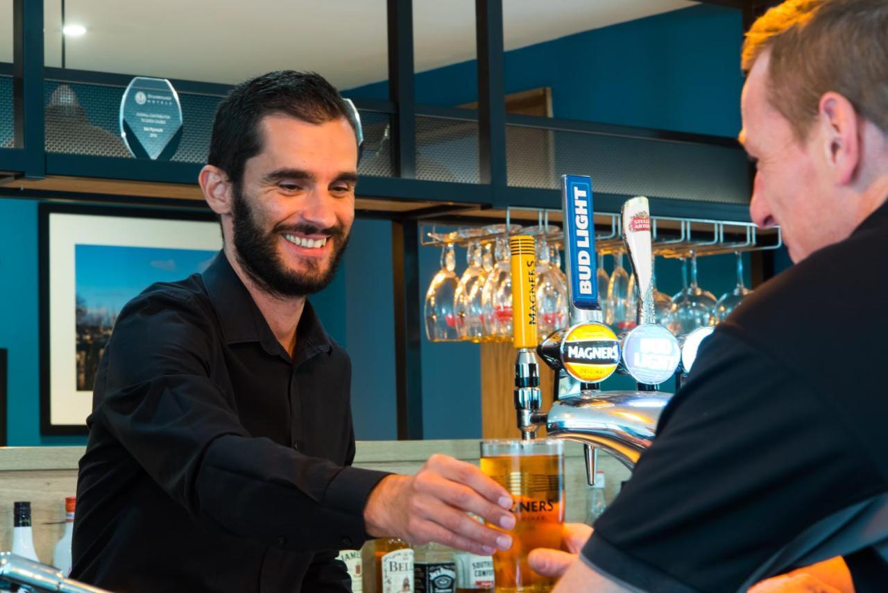 Ibis Plymouth Hotel Bagian luar foto
