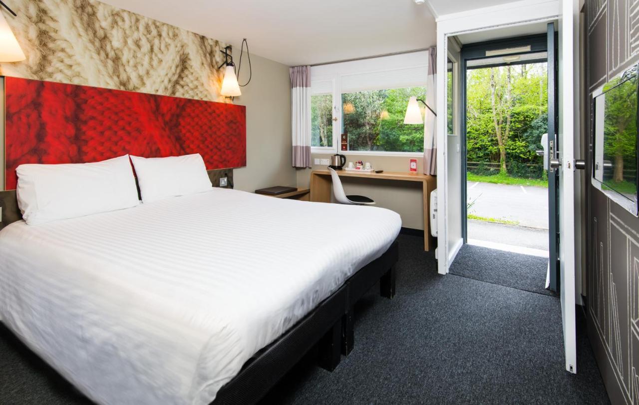 Ibis Plymouth Hotel Bagian luar foto